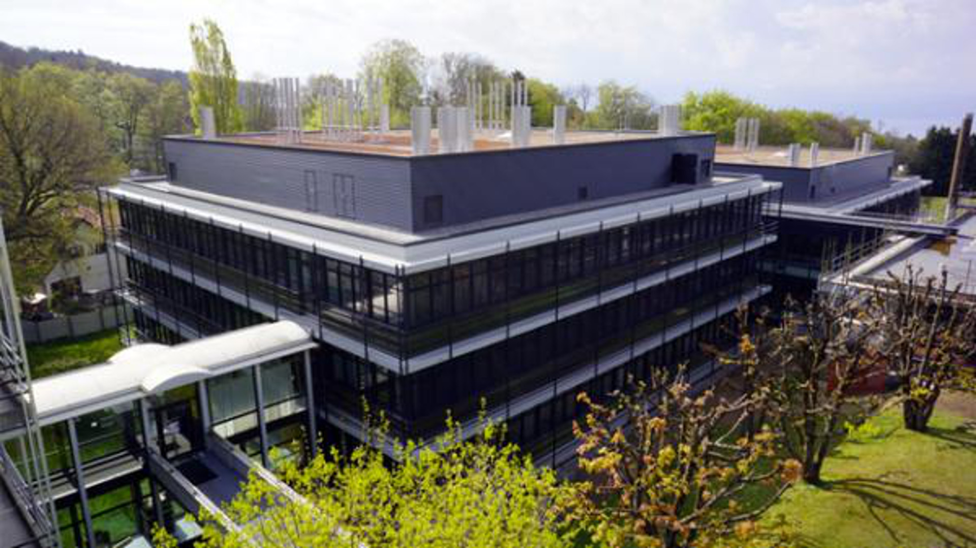 Atualité: inauguration du Centre des laboratoires d'Epalinges – Portail catholique suisse
