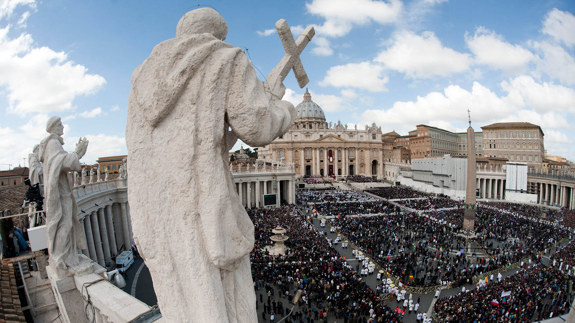 La Place Saint-Pierre de Rome (Photo: flickr/catholicism/cc)