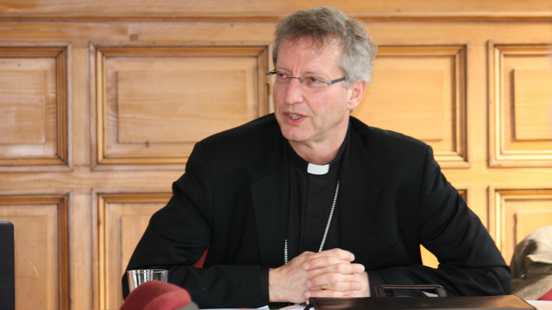 Mgr Alain de Raemy, évêque auxiliaire de Lausanne, Genève et Fribourg, à l'assemblée 2015 des journalistes catholiques suisses (Photo: Bernard Bovigny)