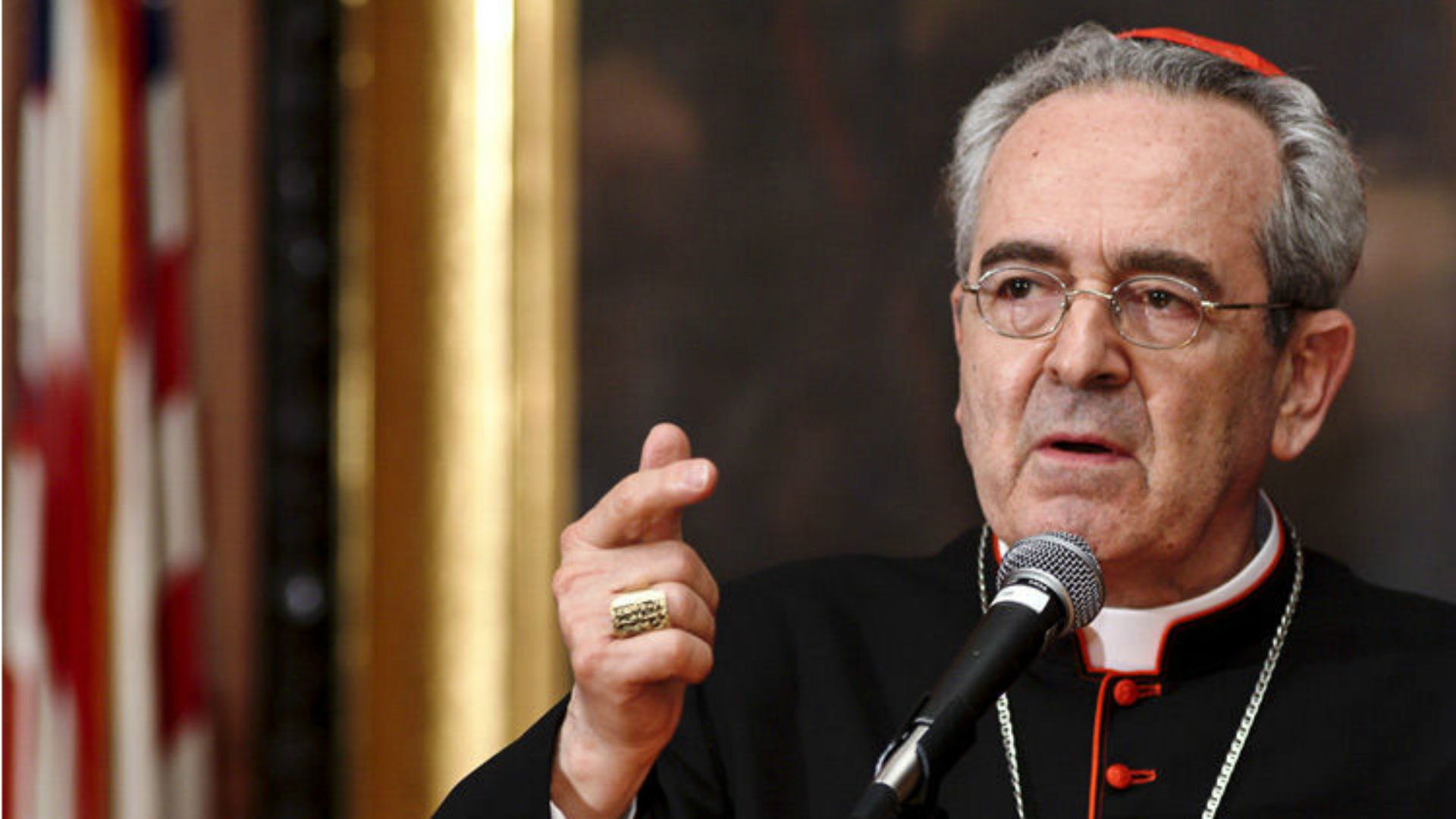 Le cardinal américain Justin Francis Rigali, archevêque émérite de Philadelphie (Photo: www.infovaticana.com)