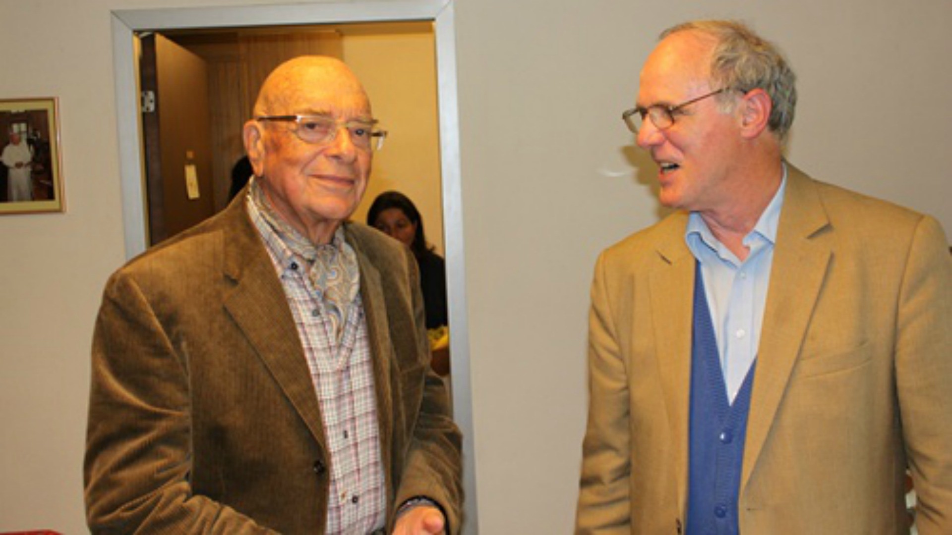 Bernard Droz (à gauche) en compagnie de André Kolly à l'assemblée générale 2013 du CCRT (Image: ccrt)