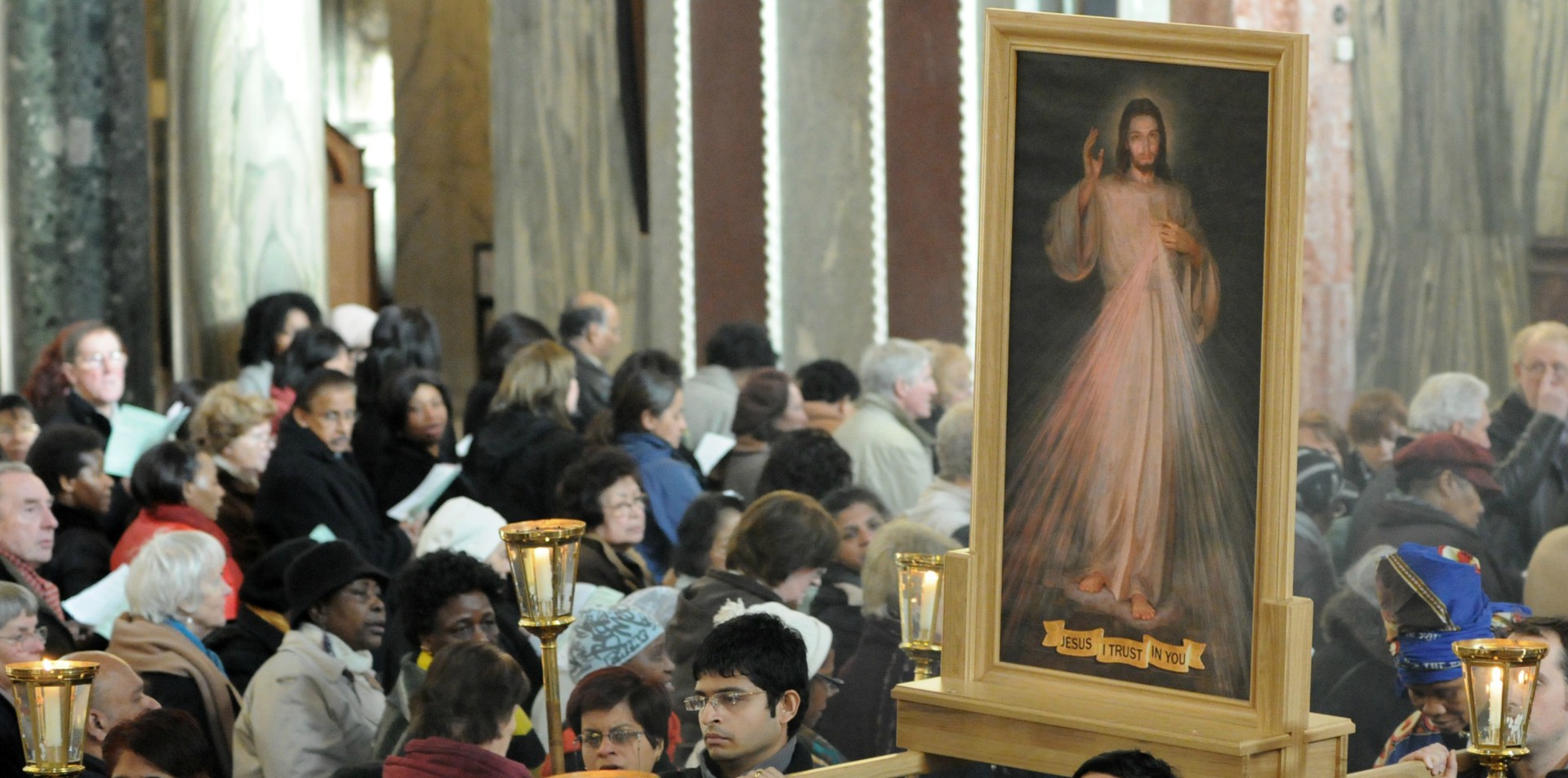 Le Jubilé extraordinaire de la Miséricorde s'ouvrira le 8 décembre 2015 (Photo:Catholic Church of England/Flickr/CC BY-NC-SA 2.0)