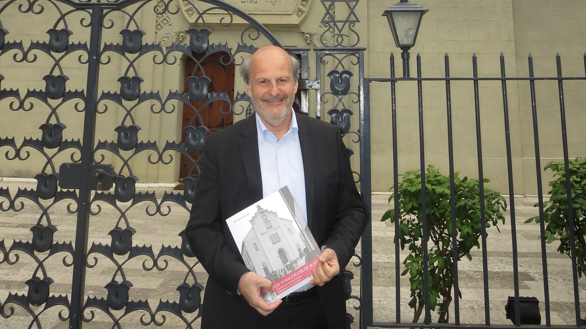 L'architecte et historien Ron Epstein-Mil s'est intéressé aux synagogues de Suisse (photo Pricilia Chacon)