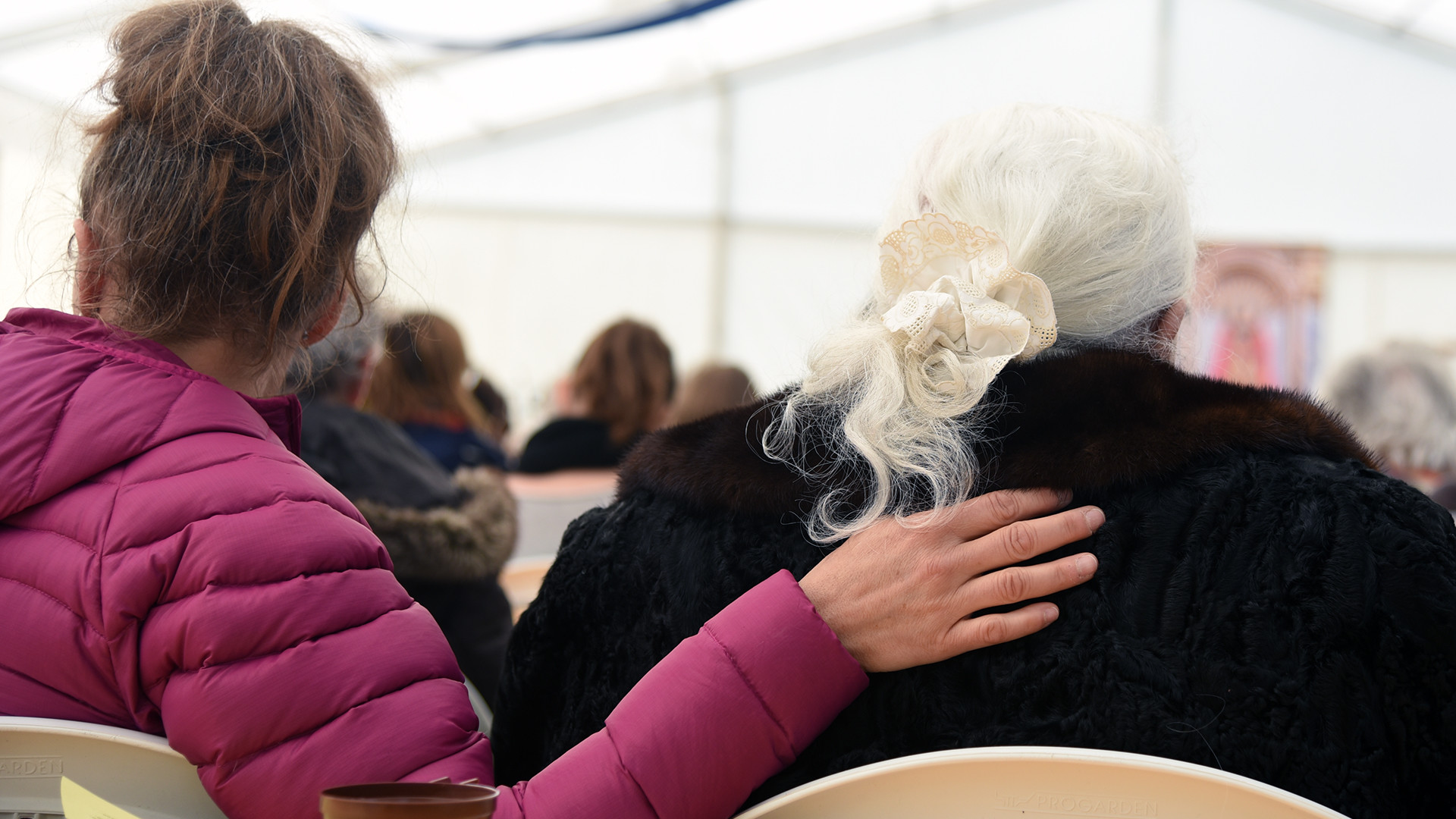 Les générations se mêlent (Photo: Pierre Pistoletti)