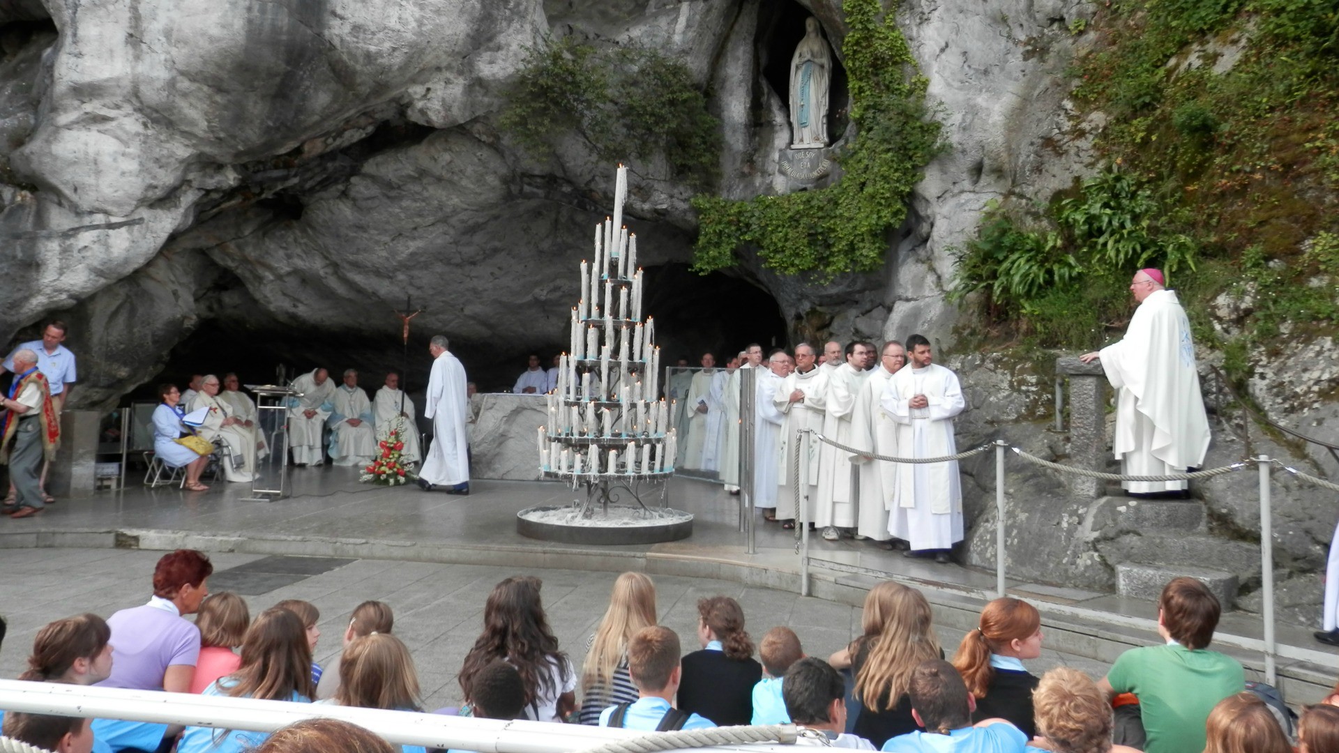 Les pèlerins se retrouveront à la grotte pour la célébration de la messe du mardi. (Photo Georges Petten)