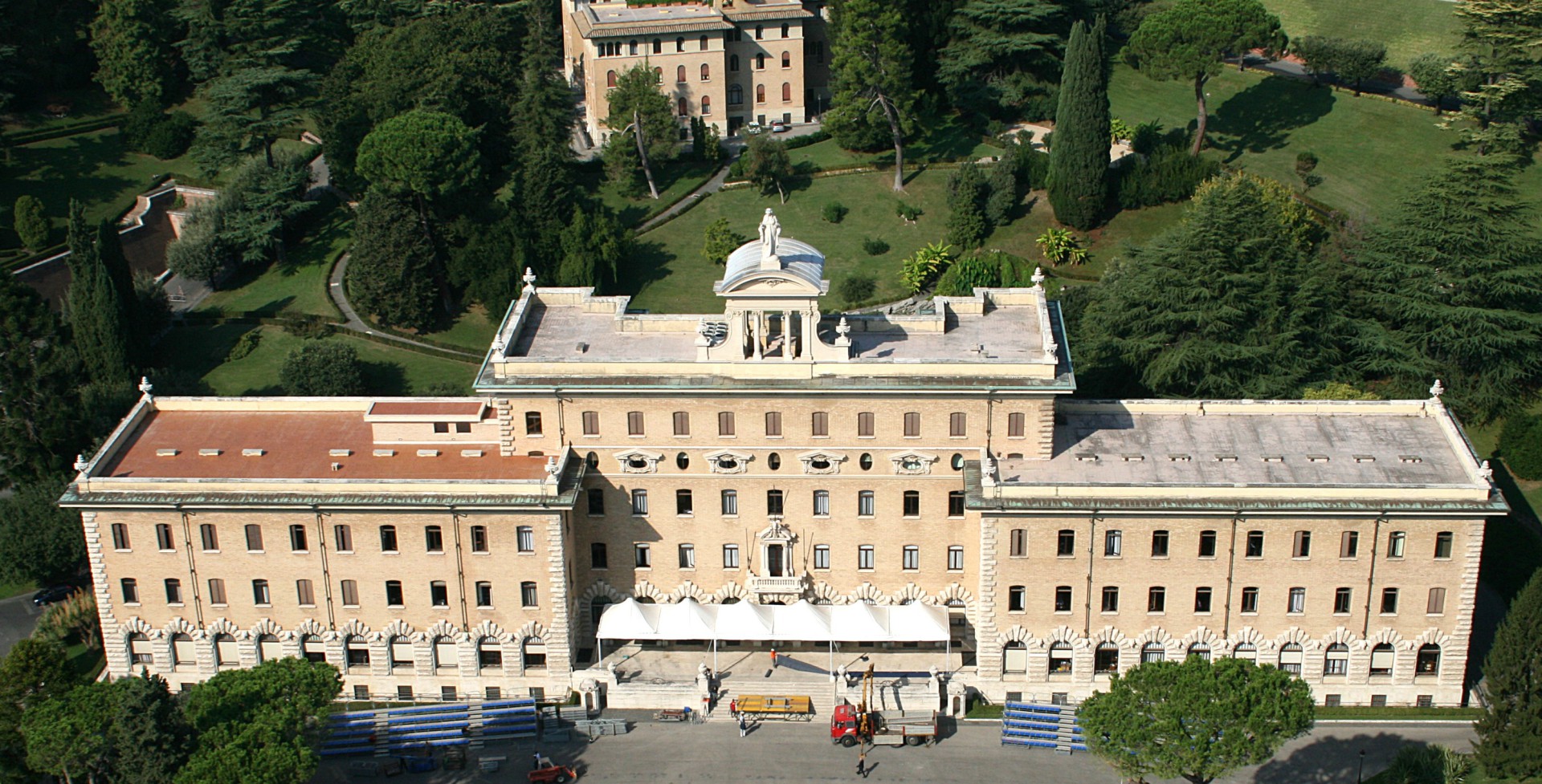 Le siège du Gouvernorat, dans les jardins du Vatican | © Jean-Pol Grandmont/Wikimedia Commons/CC BY 3.0