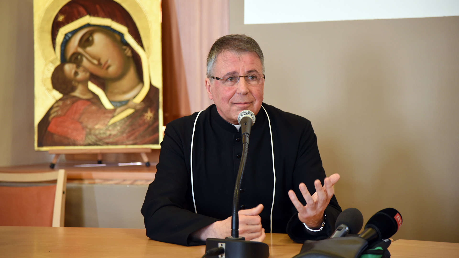 Jean Scarcella, nouvel abbé de l'Abbaye de Saint-Maurice (Photo: Pierre Pistoletti)