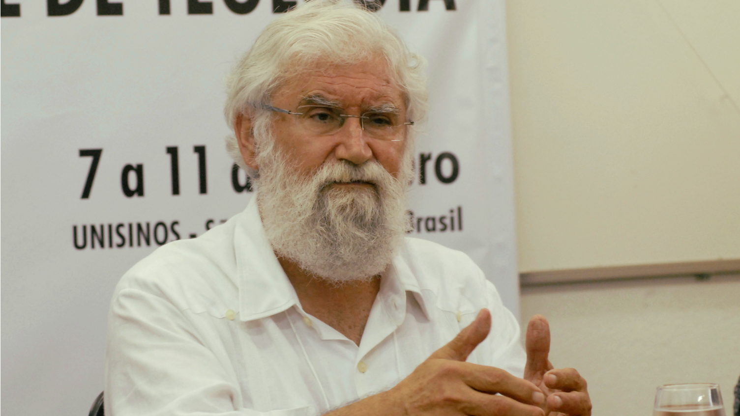 Le théologien brésilien Leonardo Boff (Photo:Jean-Claude Gerez)
