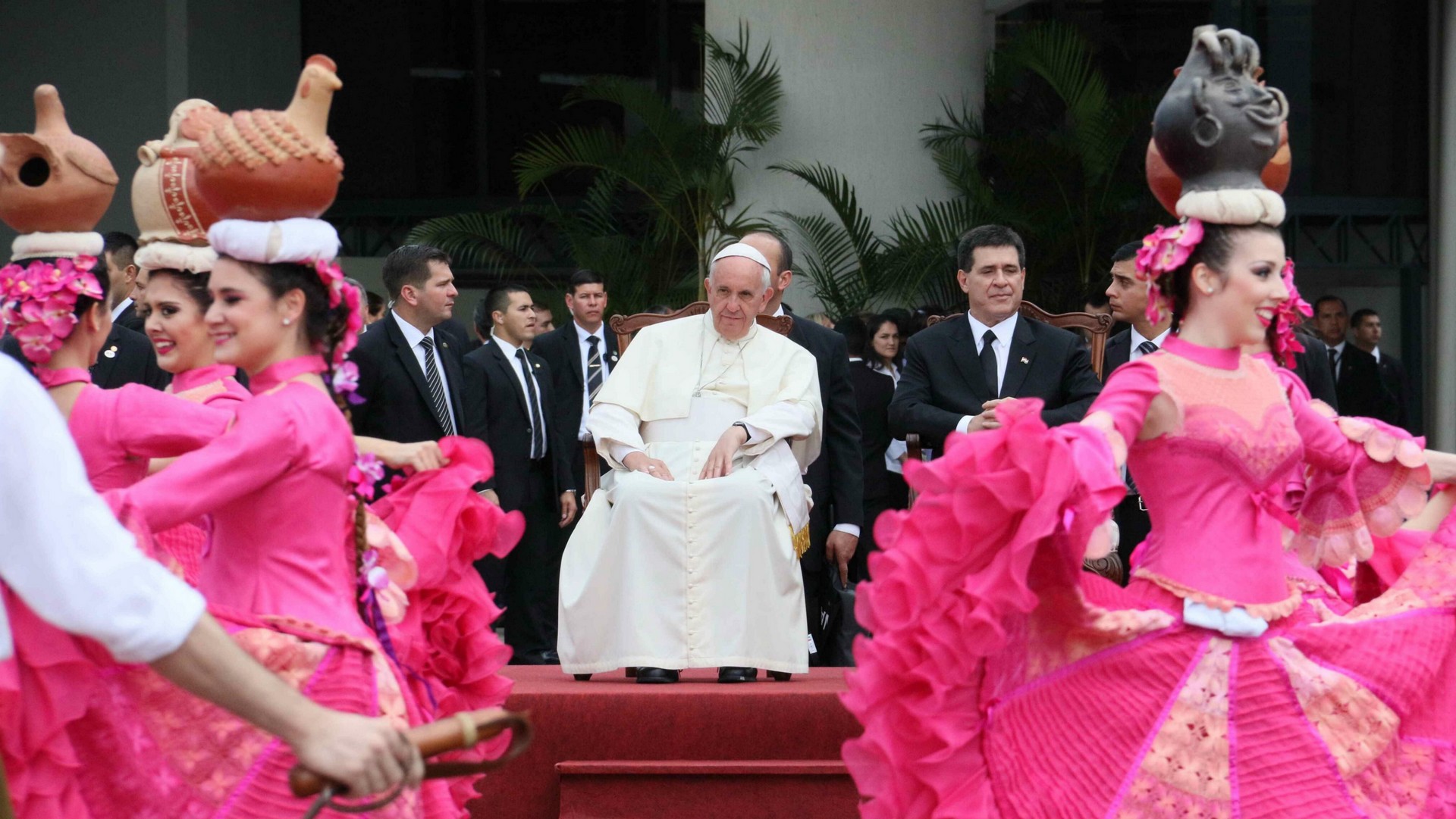 arrivée du pape François au Paraguay, le 10 juillet 2015 (photo Keystone) 