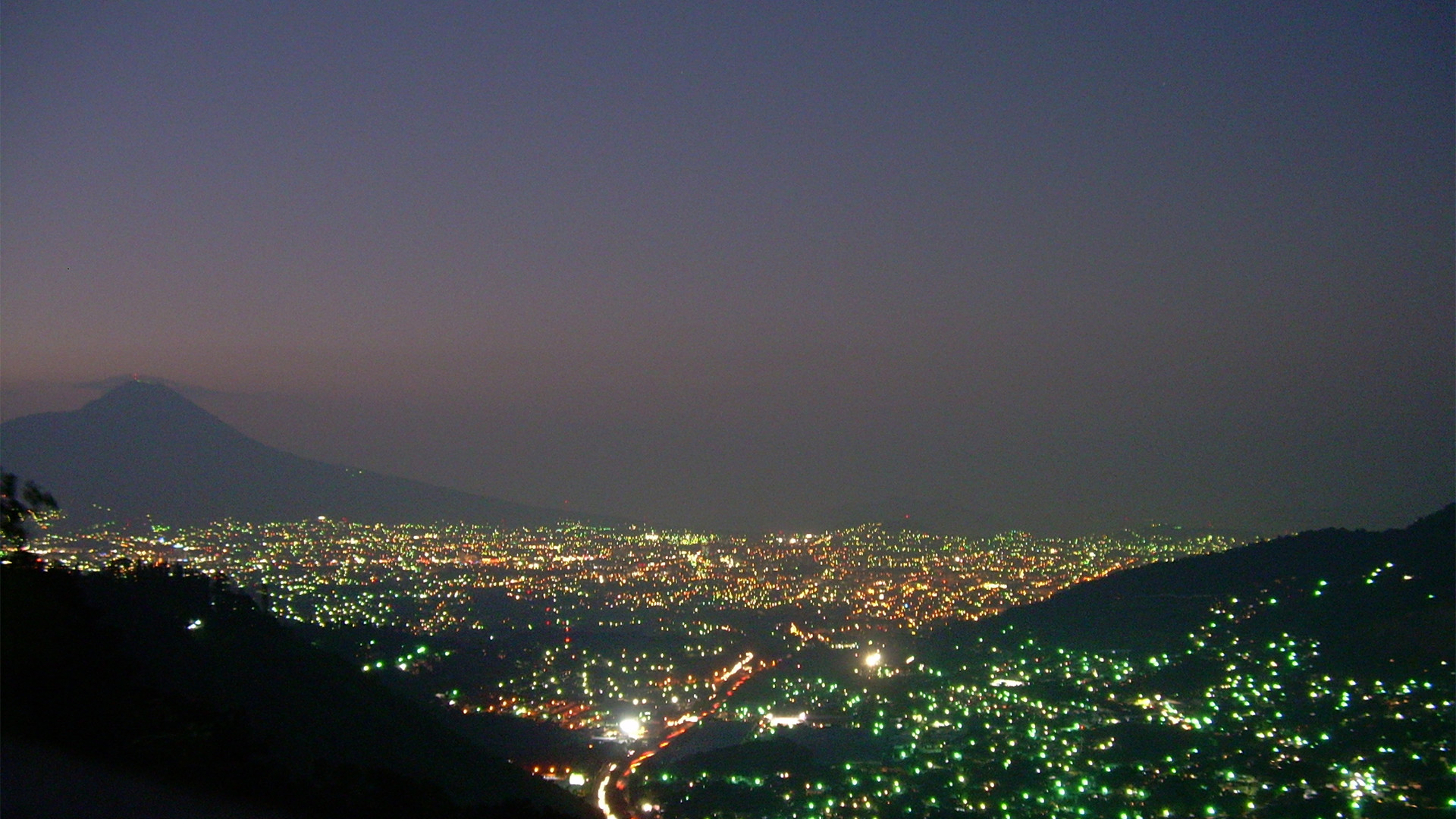 La ville de San Salvador (Photo: JOSAL/wikimedia)