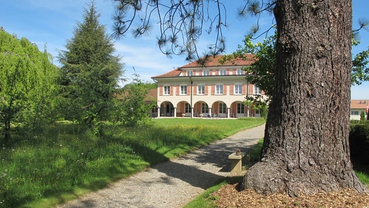 Le Centre de formation du vicariat épiscopal alémanique du canton de Fribourg à Burgbühl (photo: http://www.burgbuehl.ch/de/)