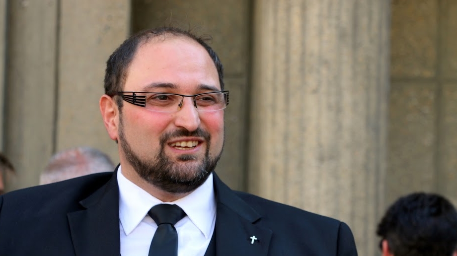 Le professeur de théologie Salvatore Loiero a été ordonné prêtre pour le diocèse de Lausanne, Genève et Fribourg, le 27 juin 2015 (photo LGF Christina Mönkehues) 