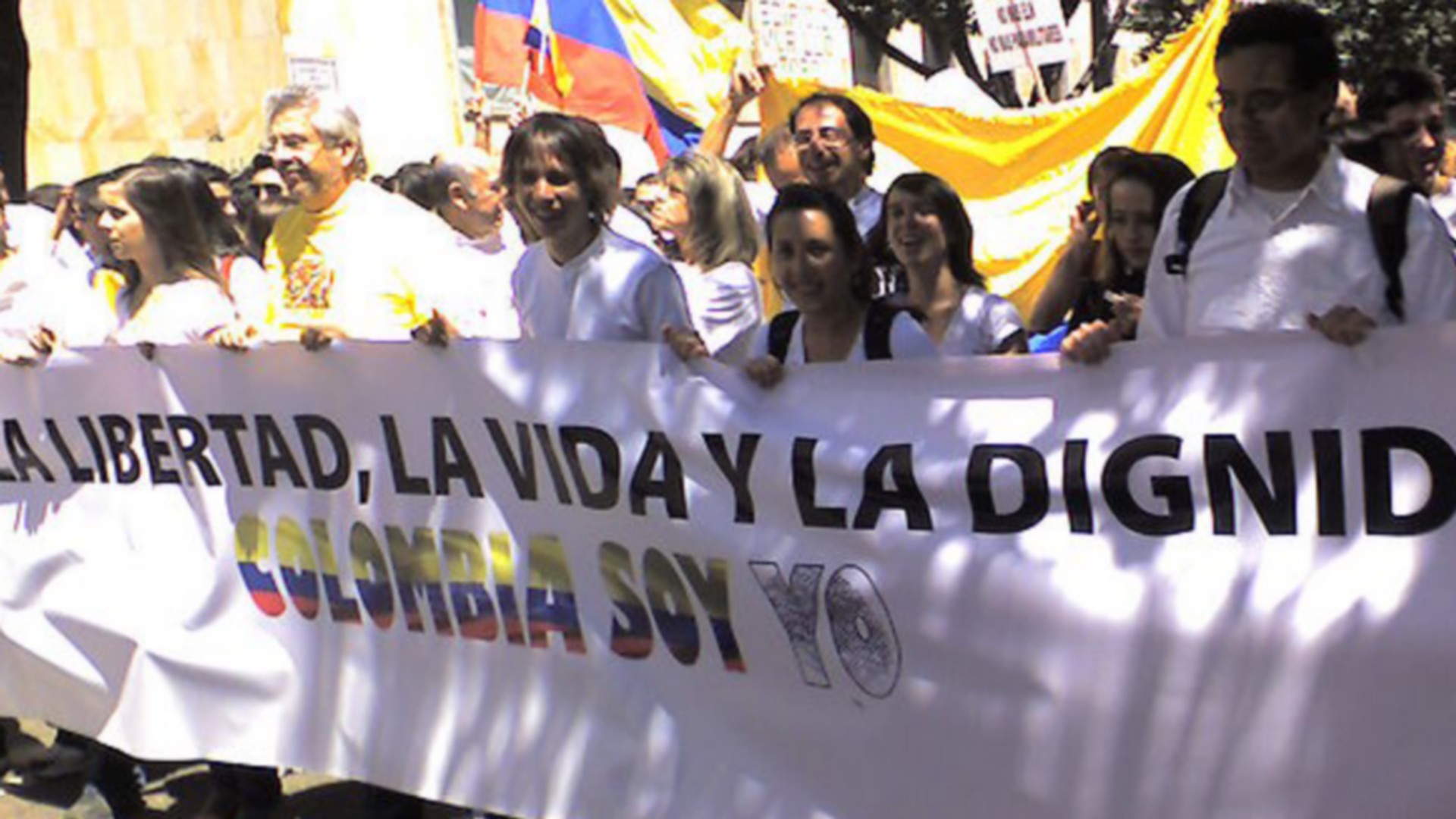 Marche de protestation contre les FARC,"pour la liberté, la vie et la dignité" (Photo: German Cabrejo/CCBY2.0)