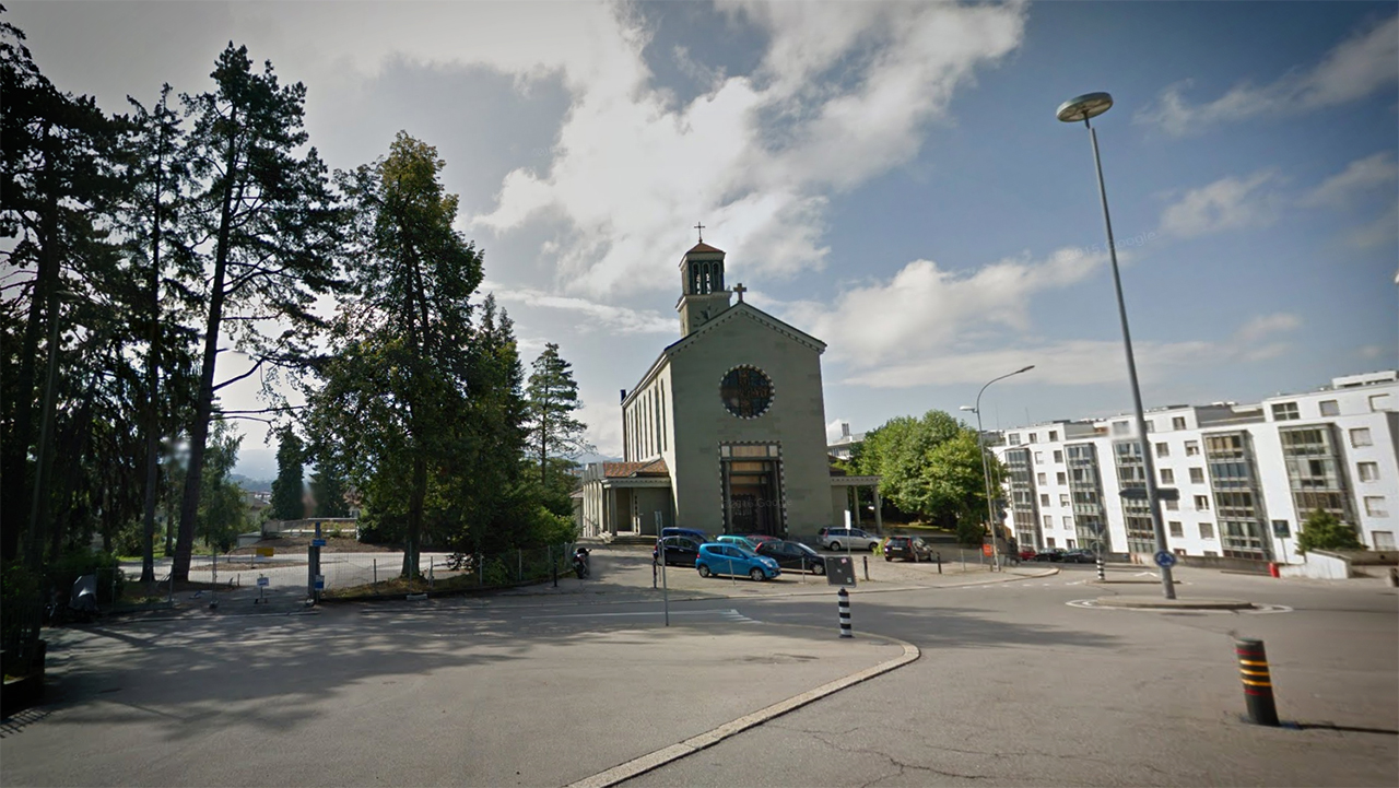 Les églises, ici Saint-Pierre de Fribourg, resteront vides jusqu'au  8 juin 2020 (Photo: Google Maps)