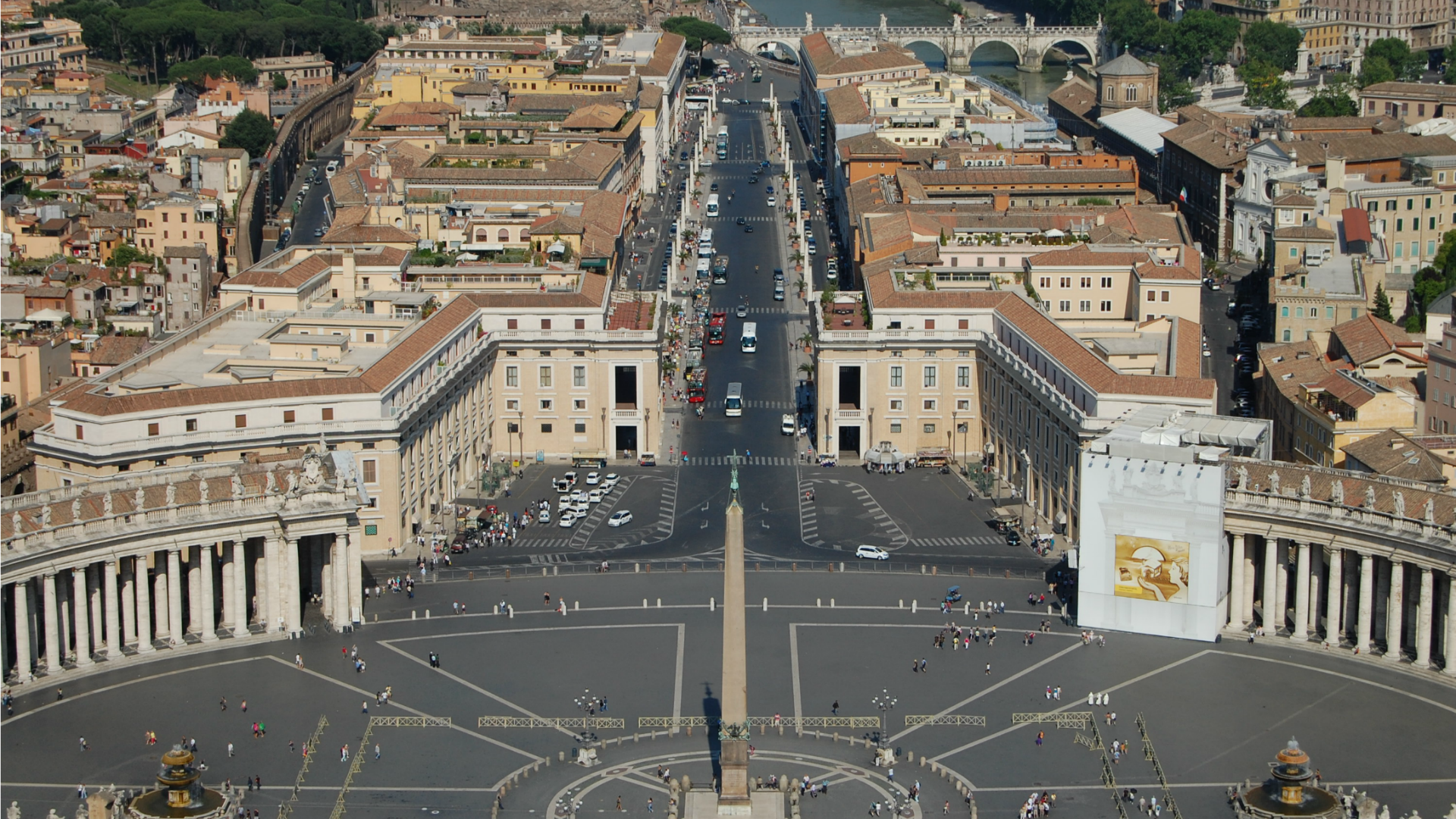 Rome Place St-Pierre (Photo:  Jacques Berset)