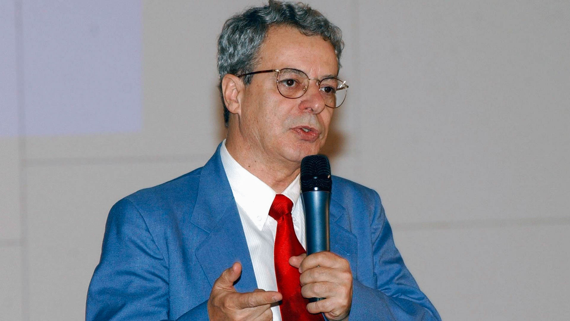 Le théologien Carlos Alberto Libânio Christo, alias Frei Betto, est un dominicain brésilien actif dans les mouvements sociaux (wikimedia commons CC BY 3.0 BR)