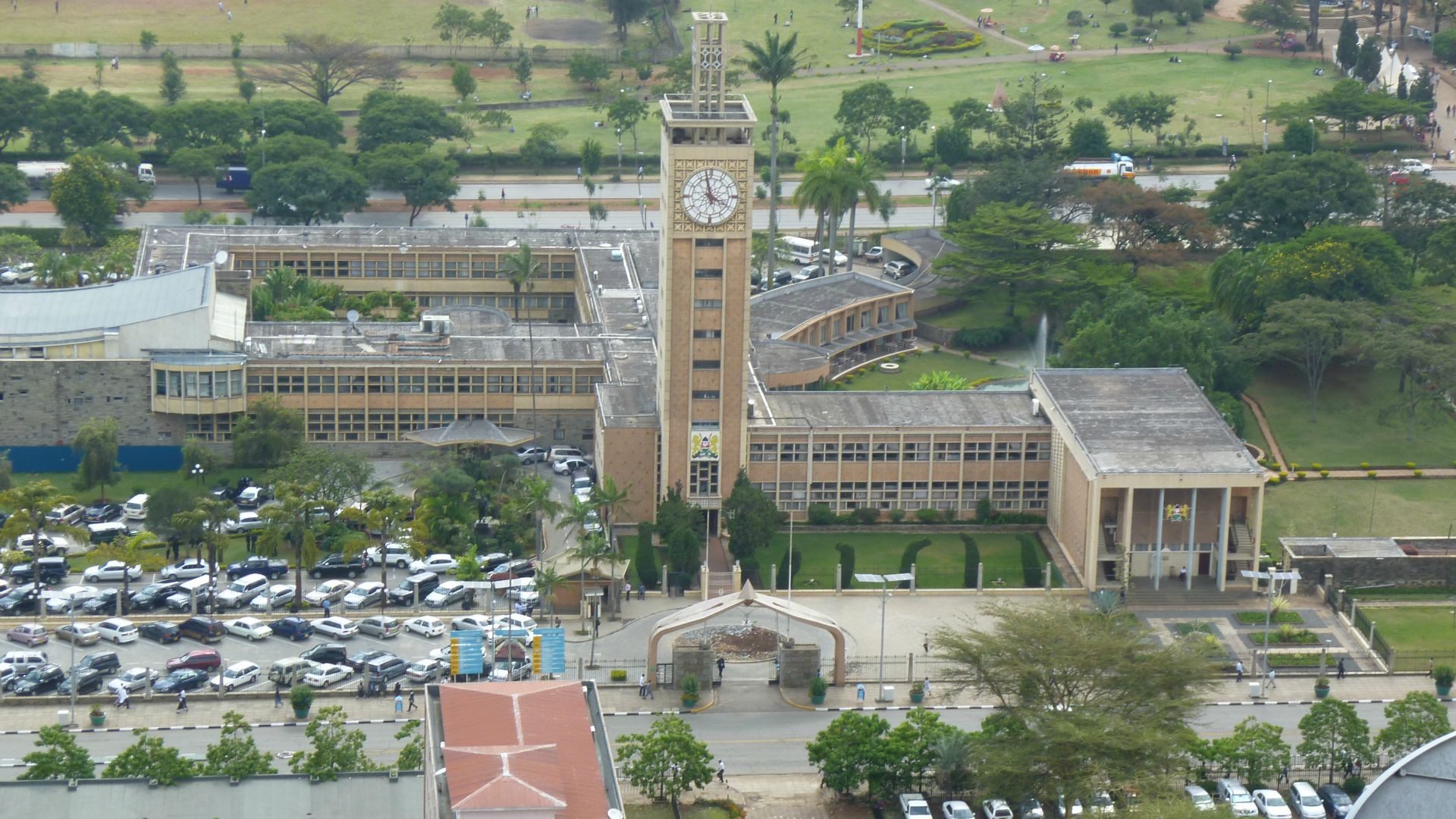 Le parlement du Kénya. (Photo: Flickr/Richard Portsmouth/CC BY-ND 2.0)