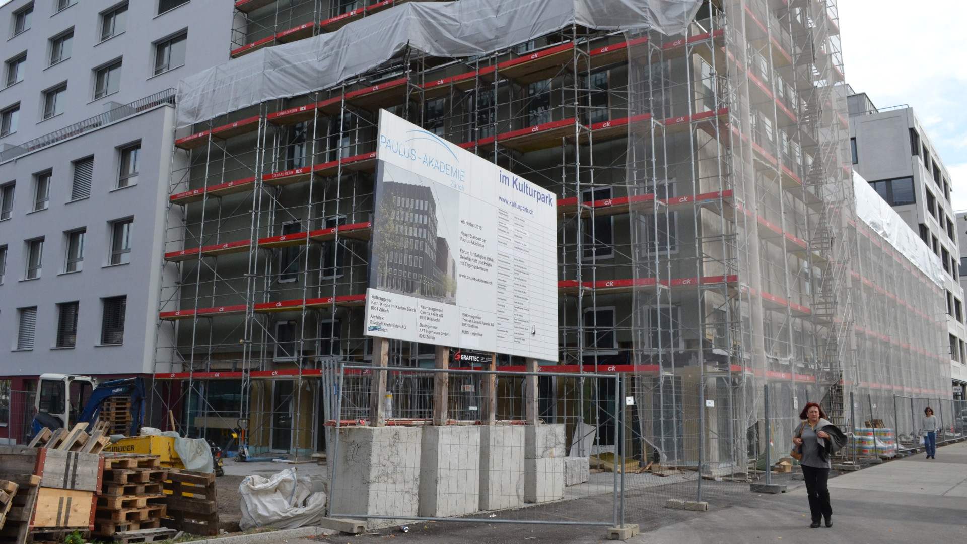 Le chantier de la Paulus Akademie de Zurich est bloqué depuis avril 2015 (photo Kath.ch Regula Pfeiffer)