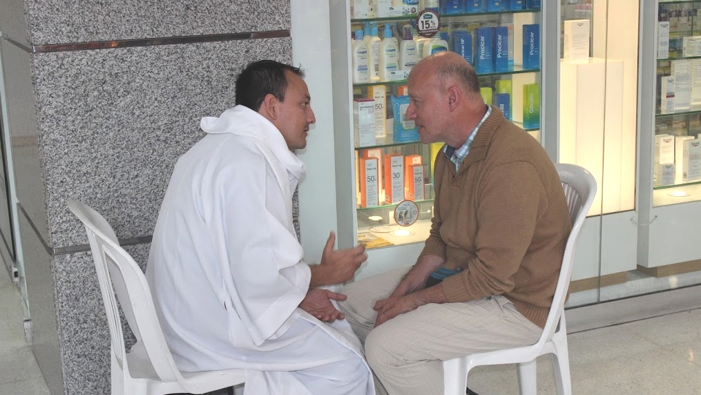 350 prêtres ont confessé dans un centre commercial de Bogota (photo Conferencia Episcopal de Colombia)