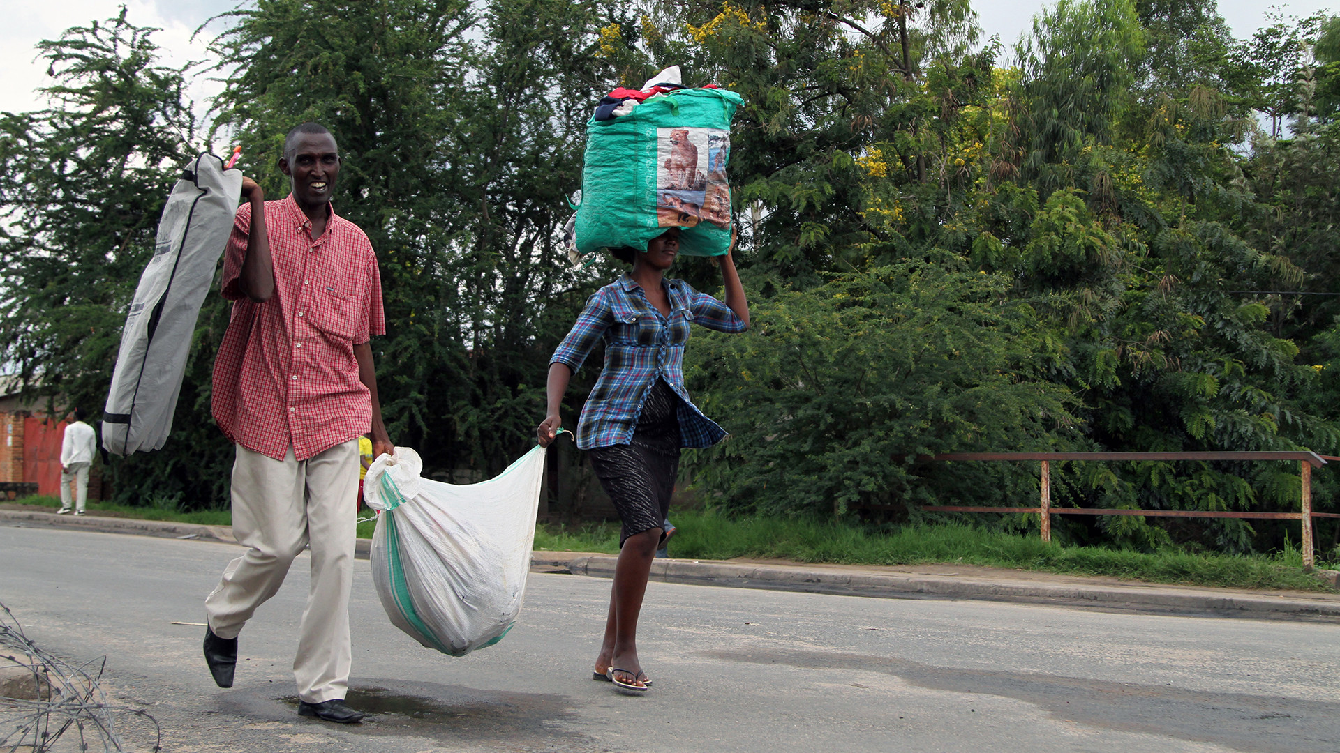 Des milliers de personnes ont fui le Burundi | ©  Keystone)