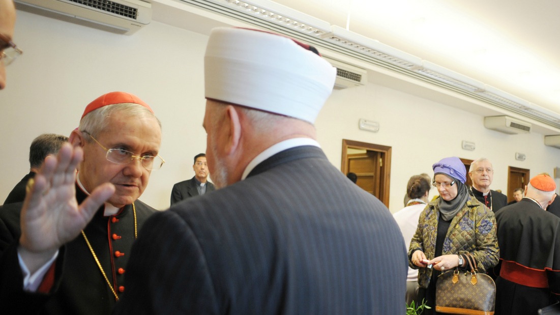 Le cardinal Tauran veut poursuivre le dialogue avec l'islam (Photo:AP Osservatore Romano/Keystone)