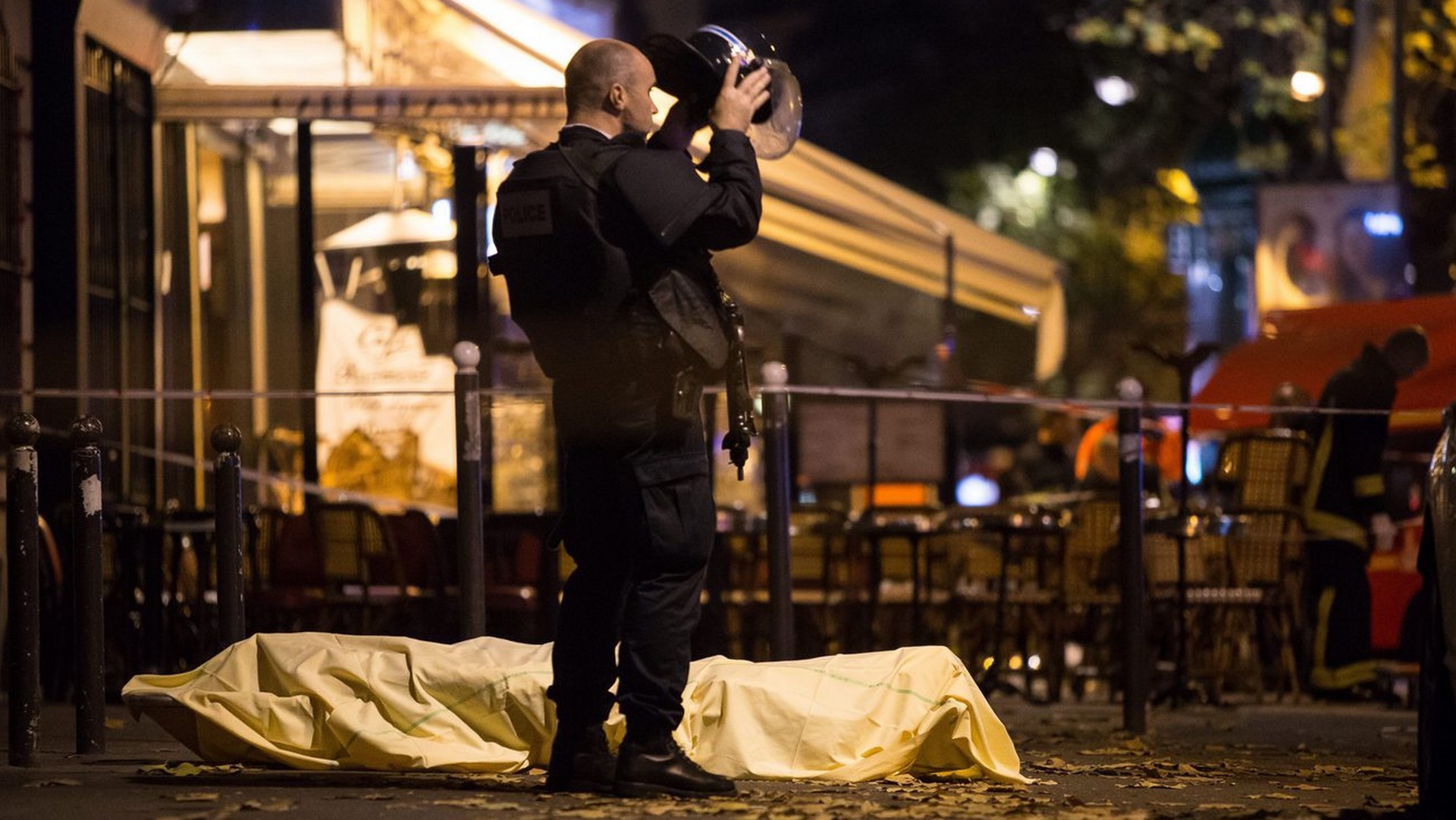 Au moins 120 personnes sont mortes dans une serie d'attaques simultanées à Paris  (KEYSTONE/MAXPPP/©Francois Lafite/Wostok Press )