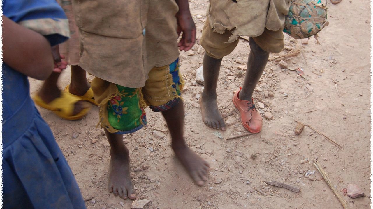 Les enfants pauvres sont les premières victimes du trafic d'êtres humains (Photo: John & Melanie Kotsopoulos/Flickr/CC BY-NC-ND 2.0)