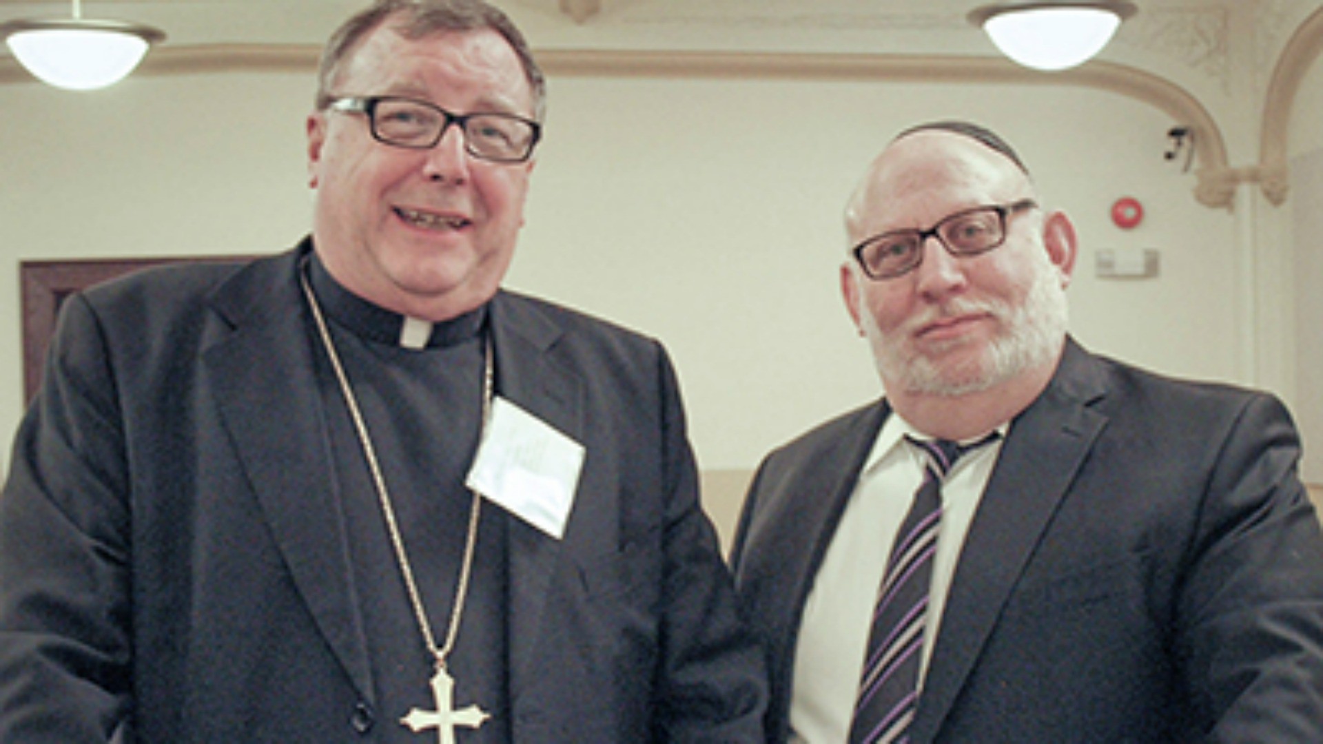 Canada Dialogue Juifs-Catholiques Mgr John A. Boissonneau et le rabbin Baruch Frydman-Kohl (Photo:   www.cccb.ca) 