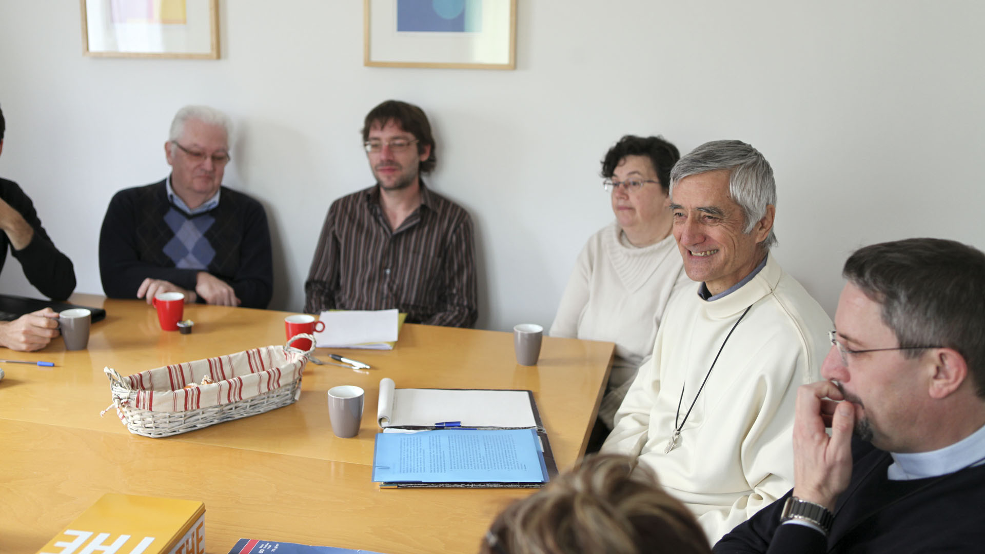 Fully le 16 décembre 2015. Visite pastorale du secteur des Deux-Rives, de Mgr Jean-Marie Lovey, évêque du diocèse de SIon. Rencontre avec l'équipe pastorale du secteur. (Photo: B. Hallet) 