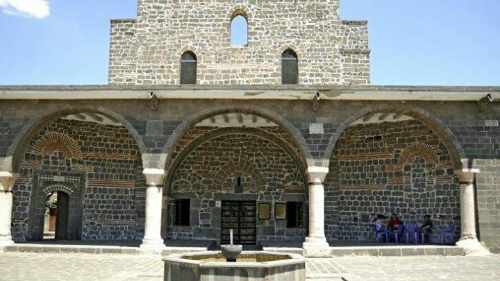 Kurdistan Eglise syriaque orthodoxe Sainte-Marie de Diyarbakir (Photo:  Kurdistannews)