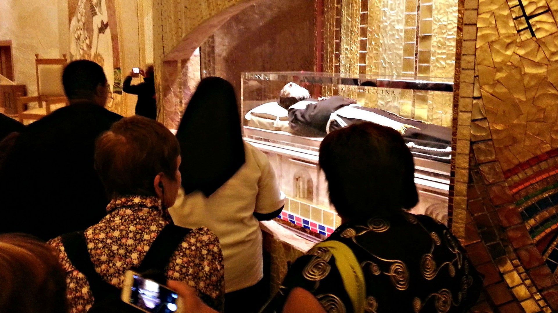 Dépouille de saint Padre Pio, à San Giovanni Rotondo. (Photo: Flickr/FowlerTours/CC BY-NC 2.0)