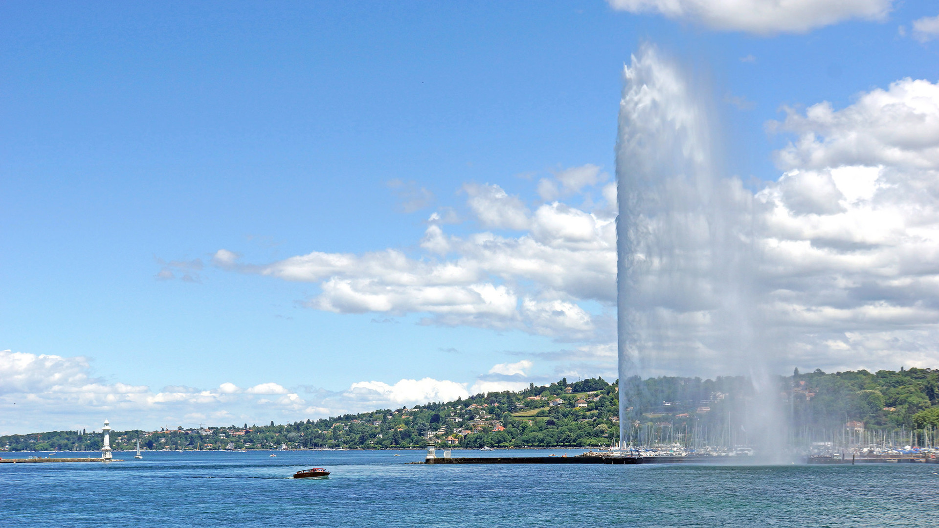 Le jet d'eau de Genève (Photo: flickr/archer10/CC BY-SA 2.0)