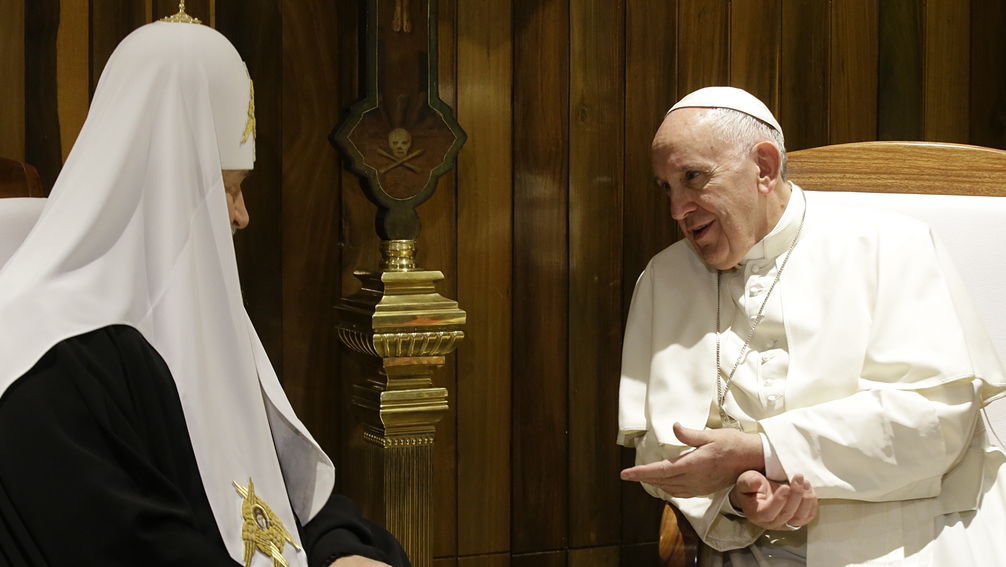 Le patriarche Cyrille et le pape François se rencontrent à la Havane, le 12 février 2016 (Photo keystone /Gregorio Borgia)