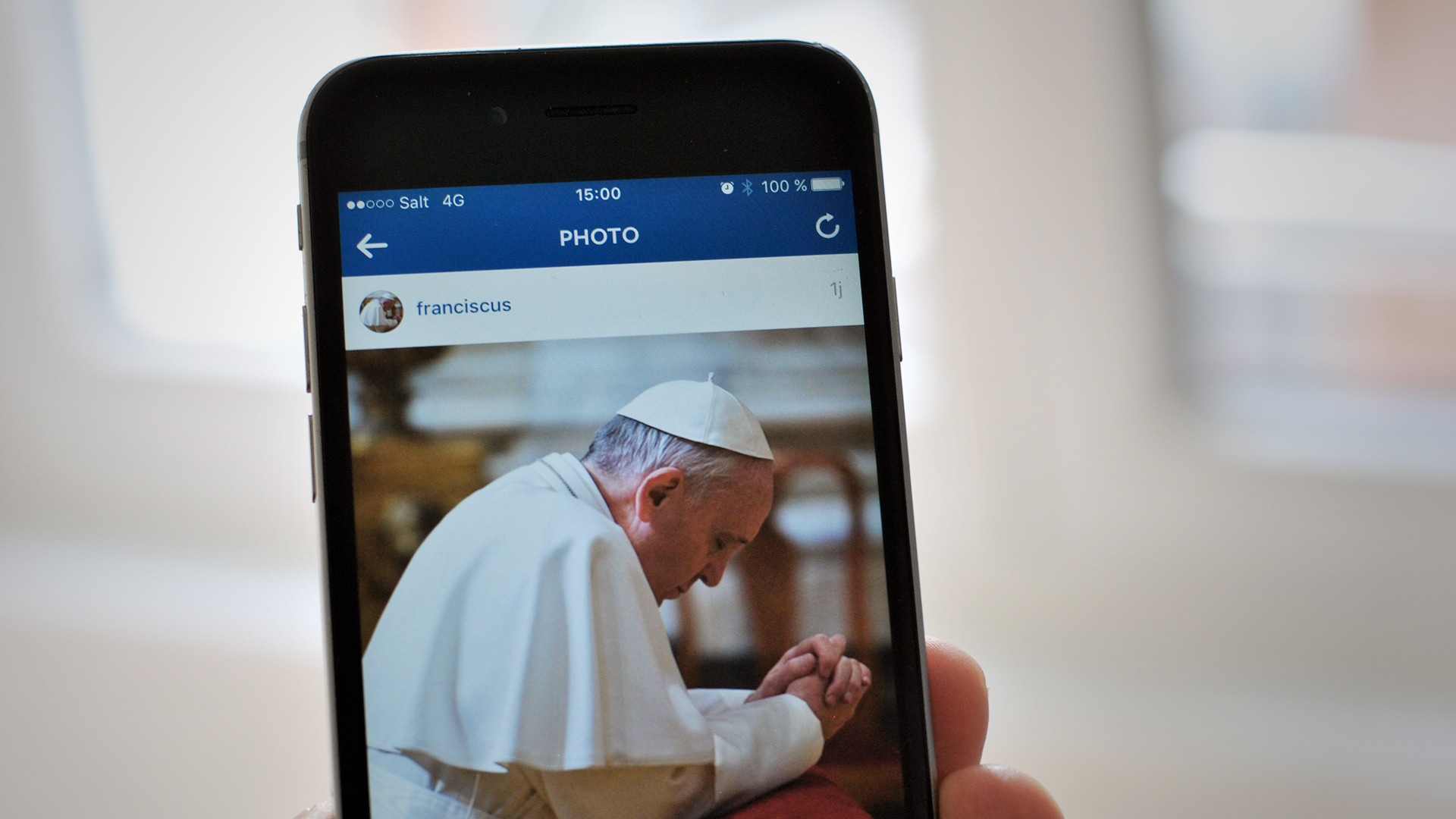 Le compte Instagram du pape François (Photo: Pierre Pistoletti)