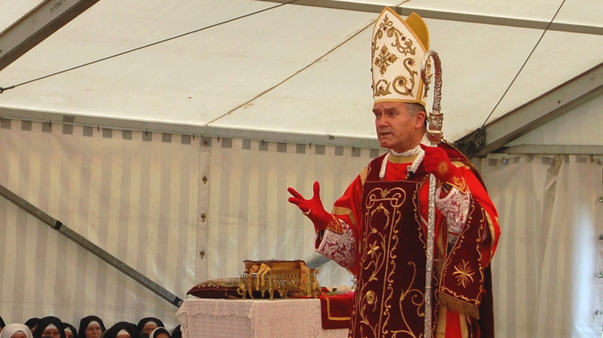 L'évêque intégriste Mgr Bernard Fellay, lors d'une ordination à Ecône (Photo:  Jacques Berset) 