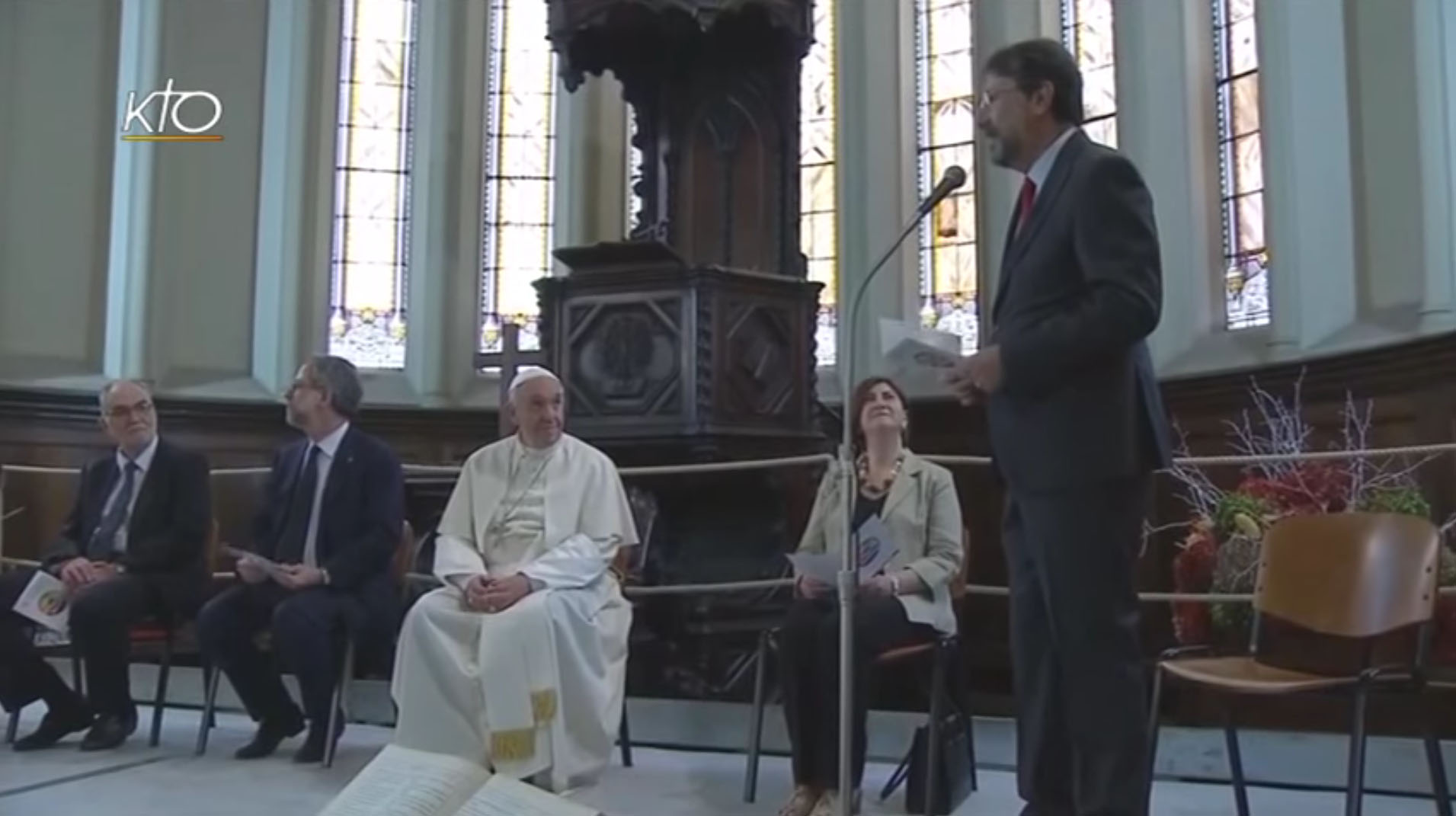 Le pape était venu dans un temple de l'Eglise vaudoise à Turin, en juin 2015. (Photo: Capture écran/KTO)