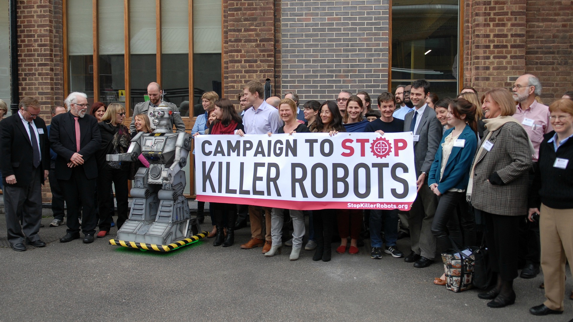 Partout dans le monde des gens se mobilisent contre les "robots tueurs" (Photo:Campaign to stop killer robots/Flickr/CC BY 2.0)