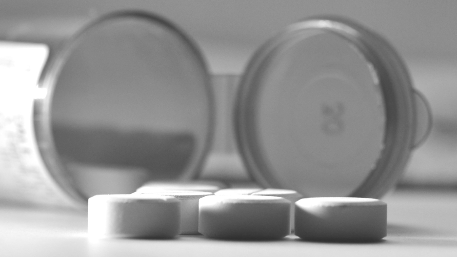 La jeune femme a pris des pilules pour avorter | © kev-shine/Flickr/CC BY 2.0
