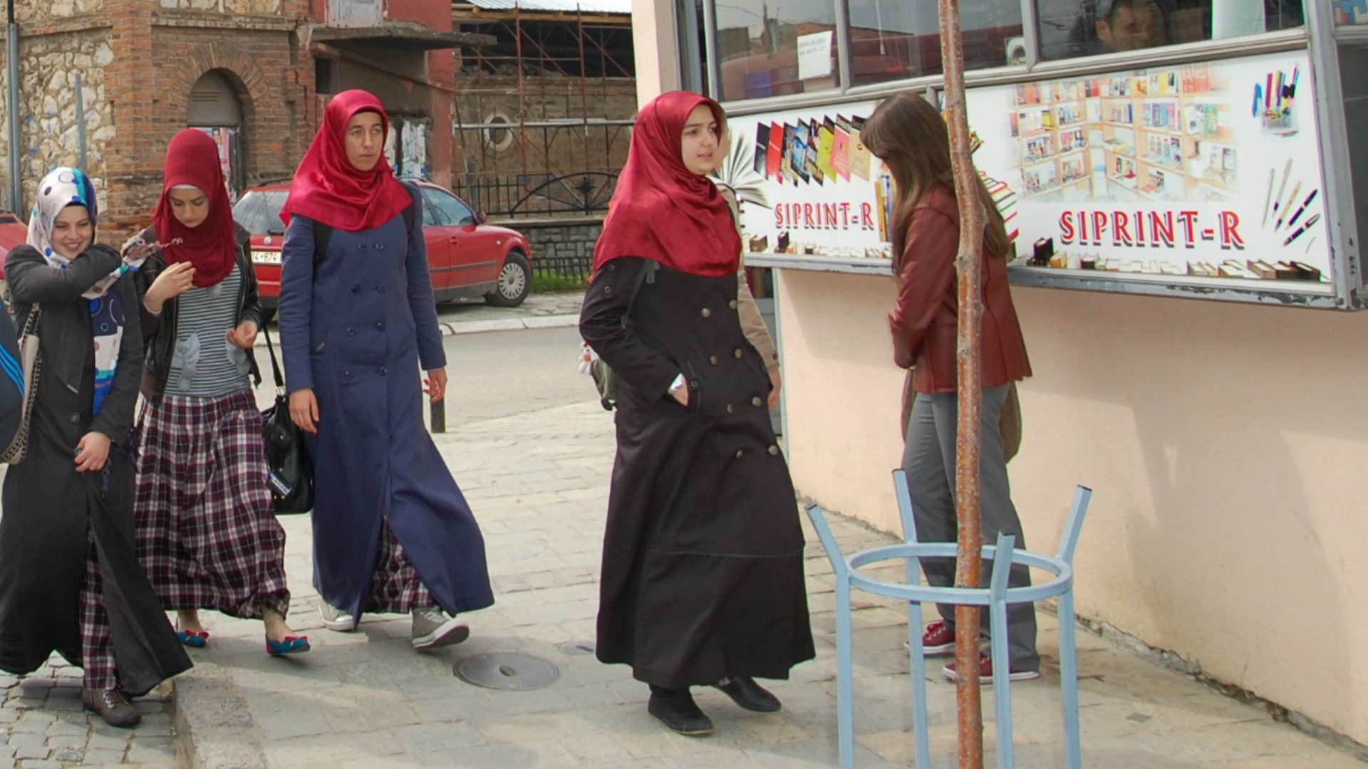Kosovo Dans une rue de Prizren (Photo:  Jacques Berset)