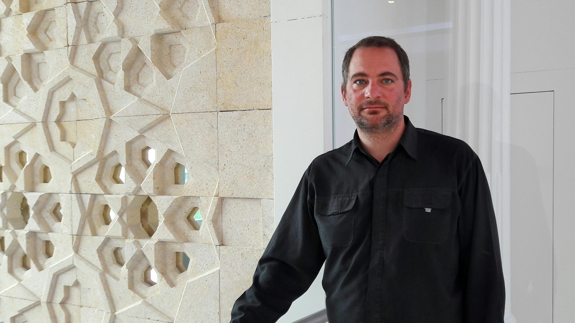 Olivier Schinz, muséologue du Musée des civilisations de l’islam (Mucivi) de La Chaux-de-Fonds (photo Eugenio D'Alessio)