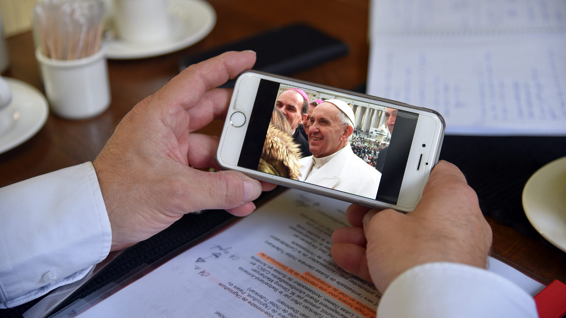 Le pape François (Photo: Pierre Pistoletti)