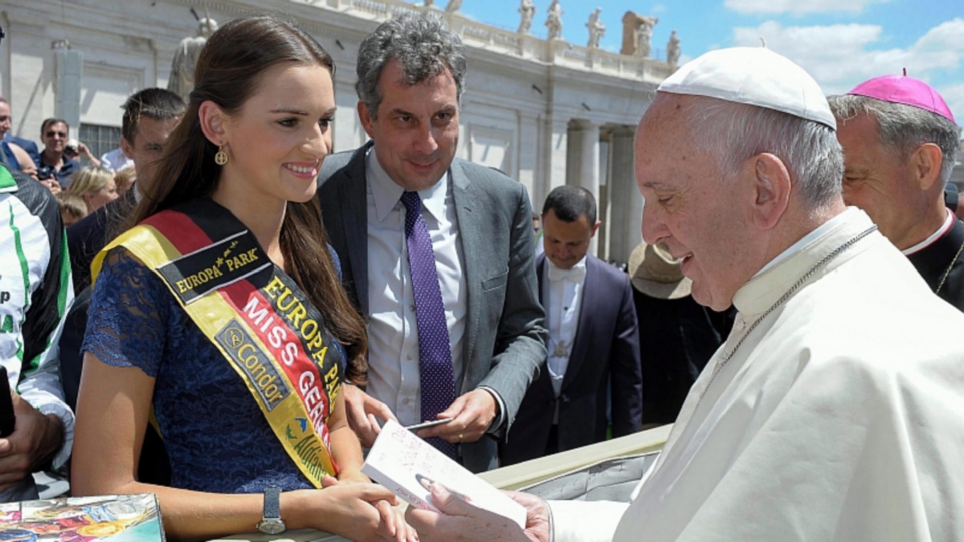 Miss Allemagne 2016, Lena Bröder, rencontre le pape François (photo: Osservatore romano)