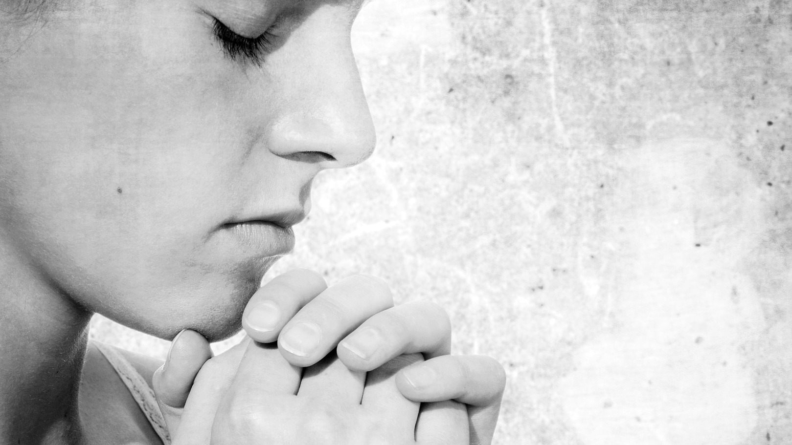 Pour le pape, la prière est "la voie de sortie" de nos "fermetures" (Photo:Pixabay.com)