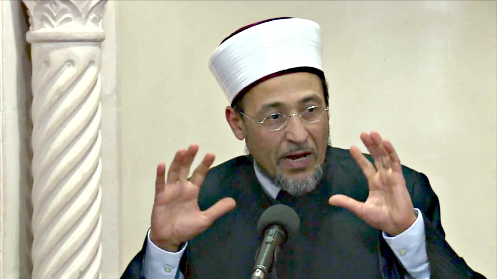 Tareq Oubrou, imam de Bordeaux (Photo:YouTube.com)