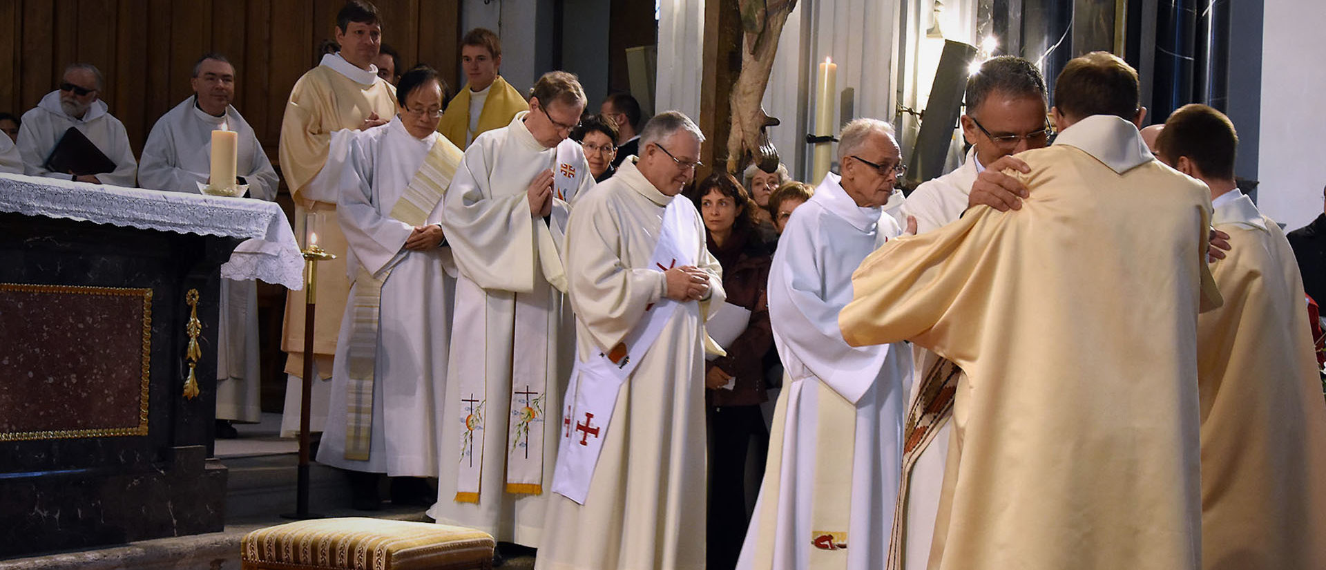 Des diacres romands réunis à l'occasion d'une ordination diaconale dans le canton de Fribourg | ©  Grégory Roth