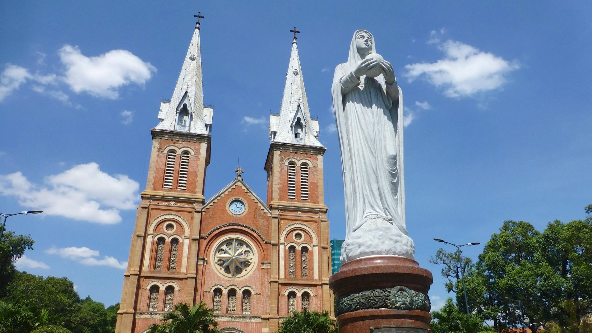 L'évêché de Bac Ninh, nord du Vietnam, juge le projet de loi sur la religion archaïque". Ici une église à Ho Chi Min ville. (Photo: Flickr/rytc/CC BY-NC-ND 2.0)
