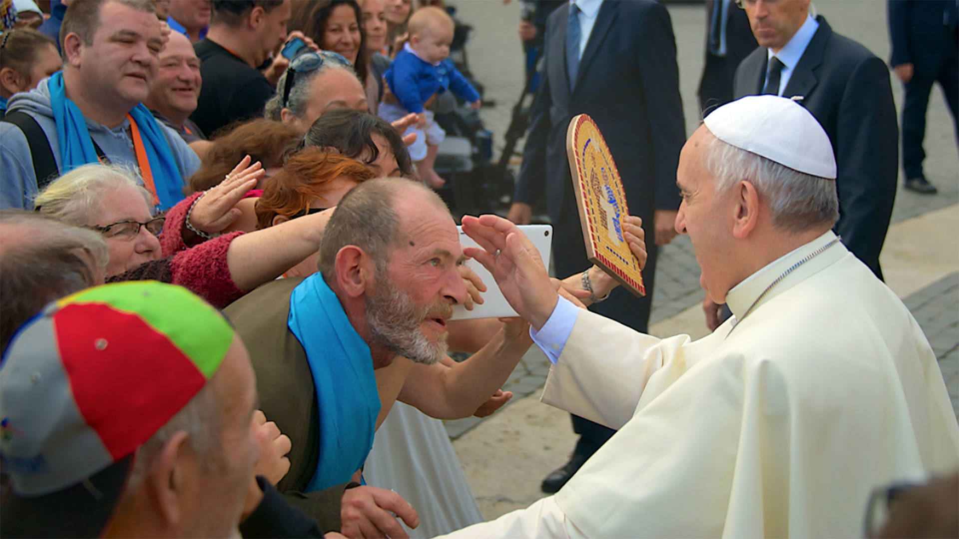 Pour le porte-parole de Fratello, François Le Forestier, la motivation de certaines de la rue est de rencontrer le Saint-Père ou simplement de venir à Rome pour la première fois. | ©  fratello2016.org