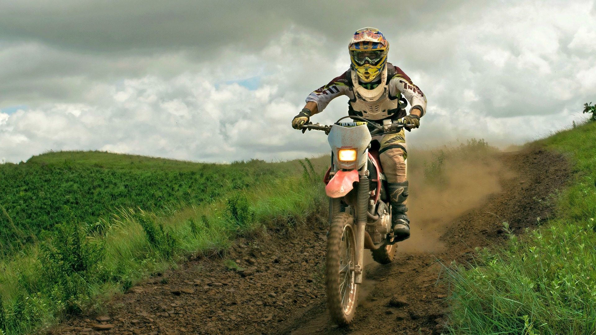 Les Iraniennes peuvent désormais faire du motocross (Photo:Pixabay.com)