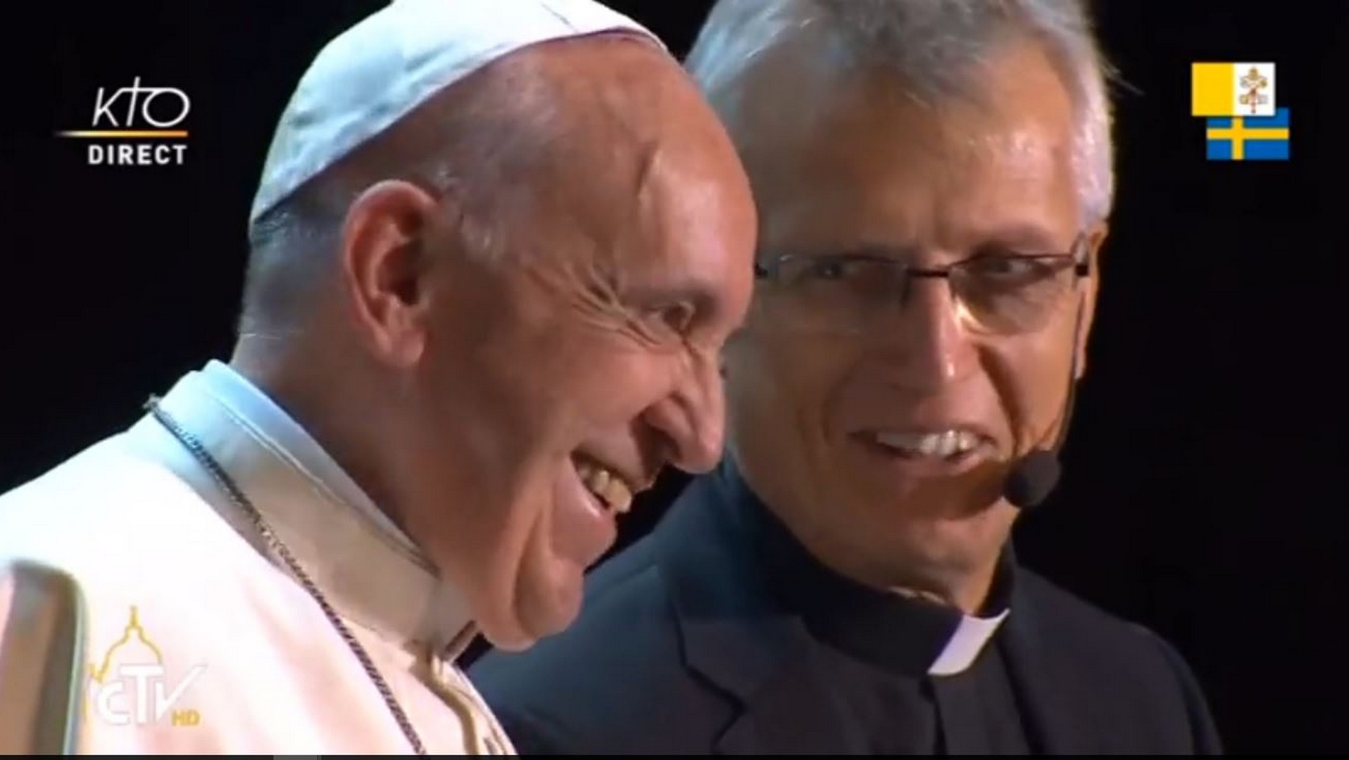 Le pape François et le secrétaire général de la Fédération luthérienne mondiale le révérend Martin Junge (capture d'écran CTV)
