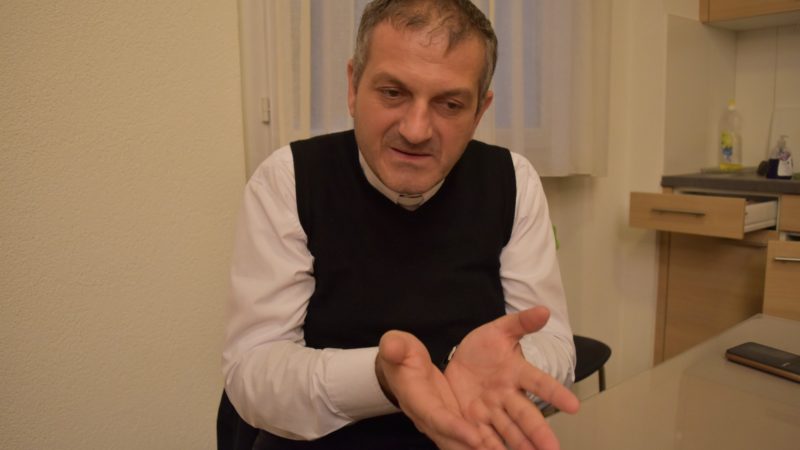 Le Père Jacques Mourad, «survivant» de Daech, a rejoint les Syriens en